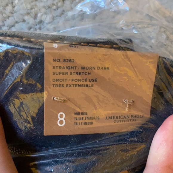 American Eagle Straight Mid Rise 8 Long Jean - Picture 2 of 4